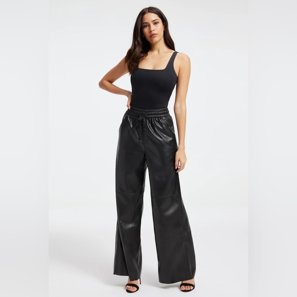 {Good American} Faux Leather Wide Leg Pants size: 2/ Medium